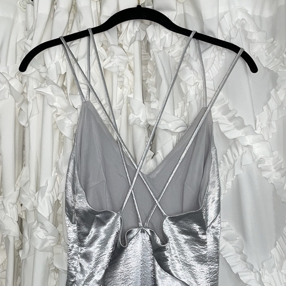56 long satin silver metallic dress cross event back gown runway homecoming prom - Picture 2 of 4